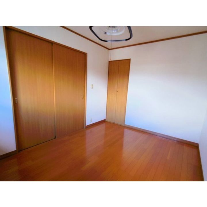 ハーベスト殿城A棟102の内装