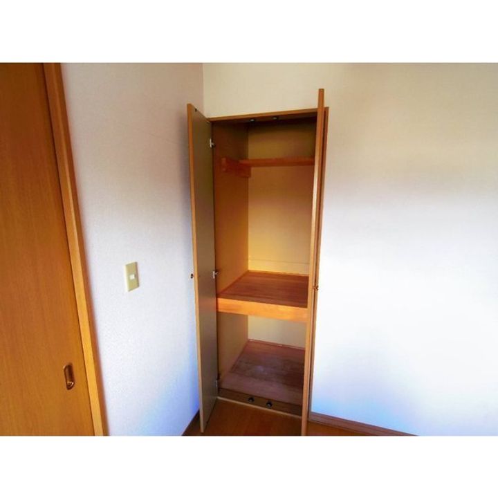 ハーベスト殿城A棟102の内装