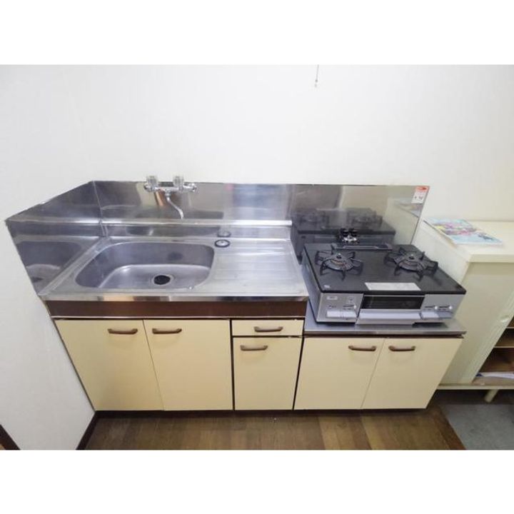 ハイツすいとぴい2Cのキッチン