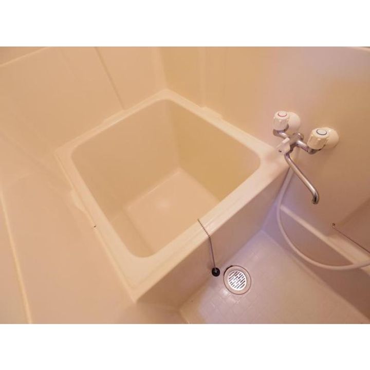 ハイツすいとぴい2Cの風呂