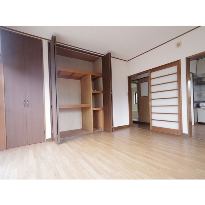 コーポ山越ⅠB-1の内装