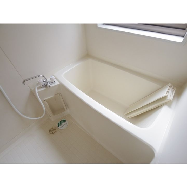 コーポ山越ⅠB-1の風呂