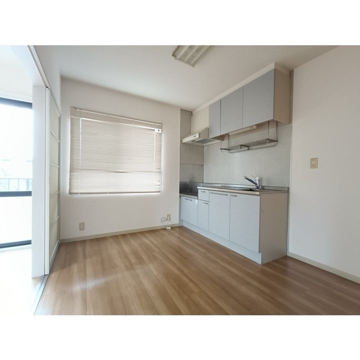 フレグランス・プルミエール2203のキッチン