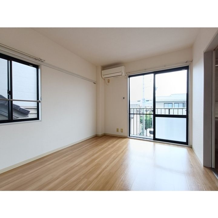 フレグランス・プルミエール2203の居間