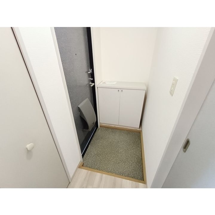 フレグランス・プルミエール2203の玄関