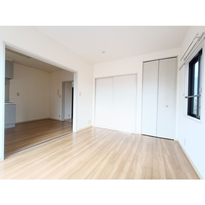 フレグランス・プルミエール2203の居間