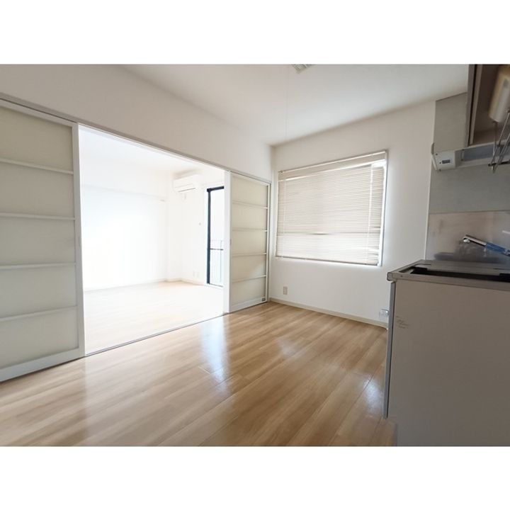 フレグランス・プルミエール2203のキッチン