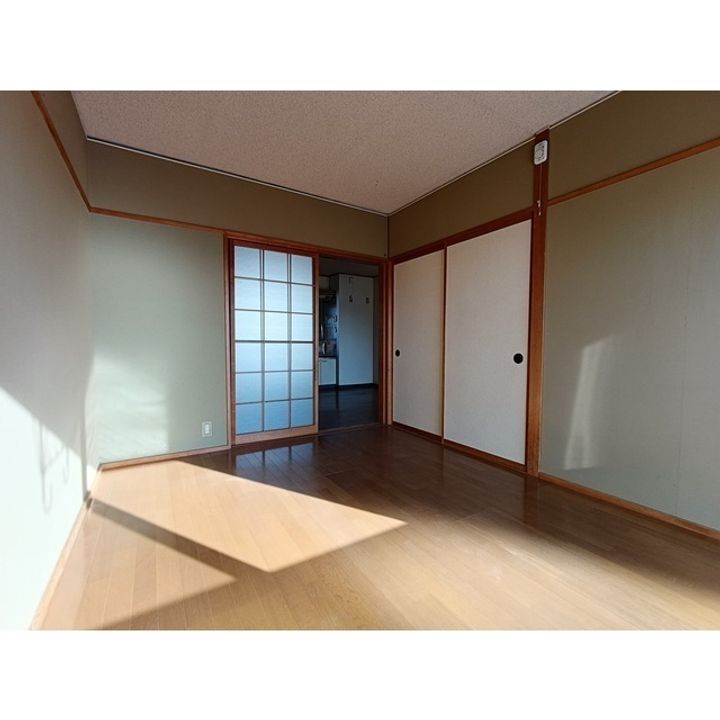 コーポサンライズ201の居間