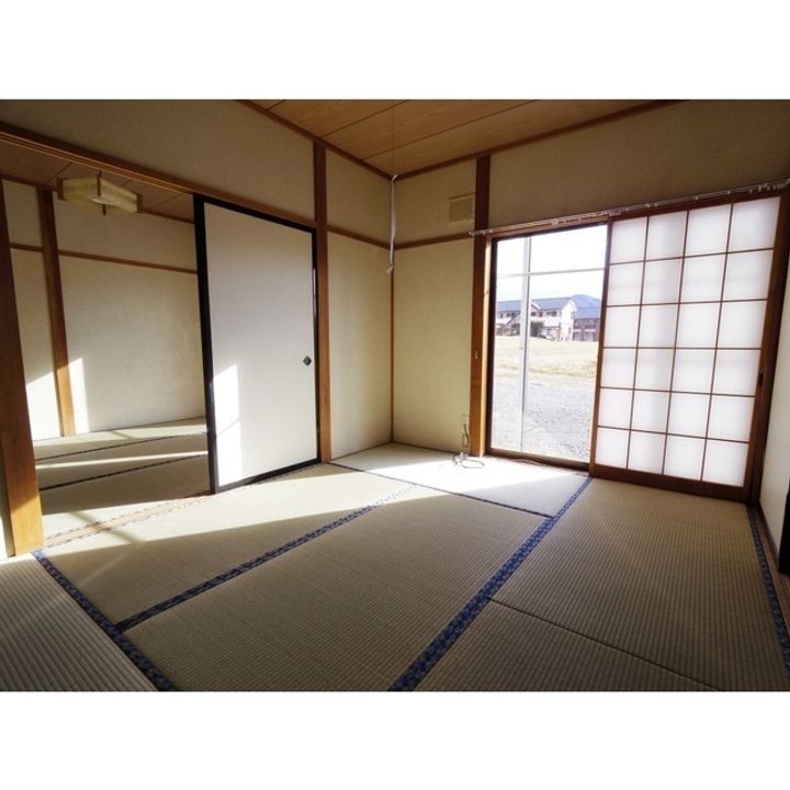 コーポレコルト202の居間