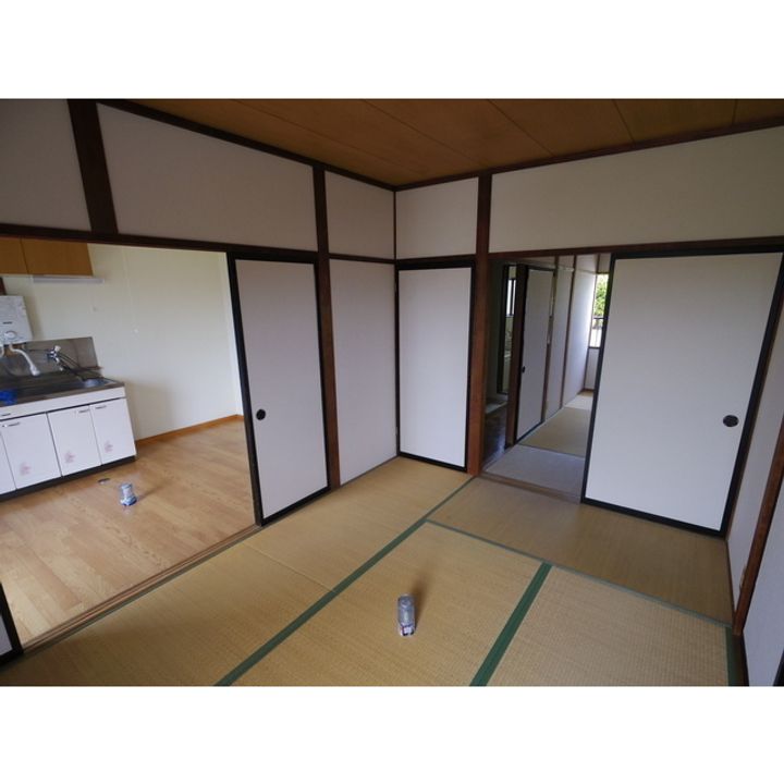 市村コーポ第一107の居間