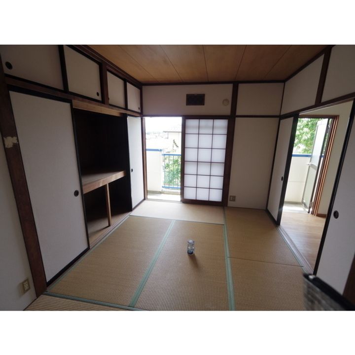 市村コーポ第一107の内装