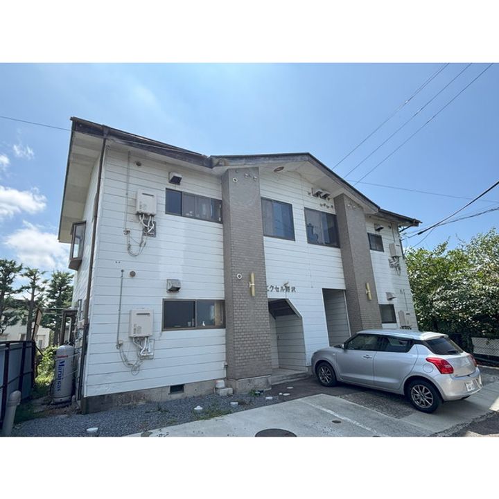 長野県佐久市原の賃貸アパートの外観