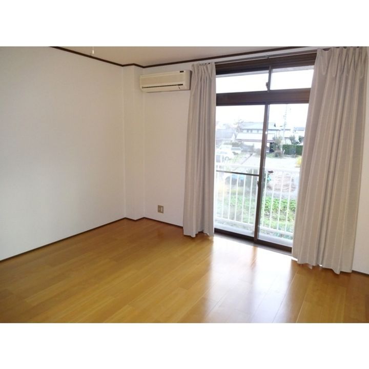 郵ハイツ平田2Hの内装