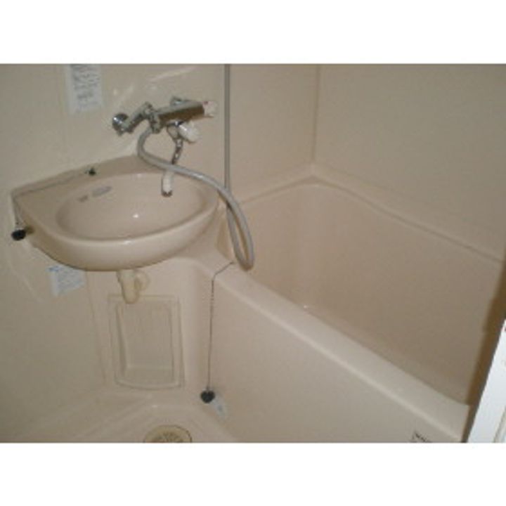 クレストンコート109の風呂