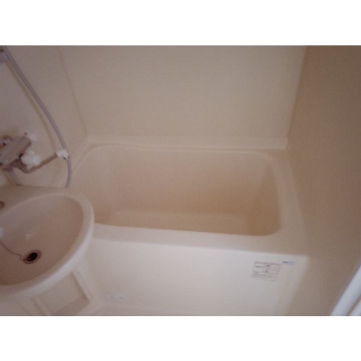 クレストンコート109の風呂