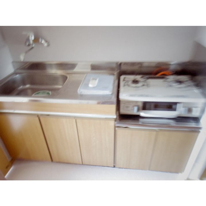 クレストンコート109のキッチン