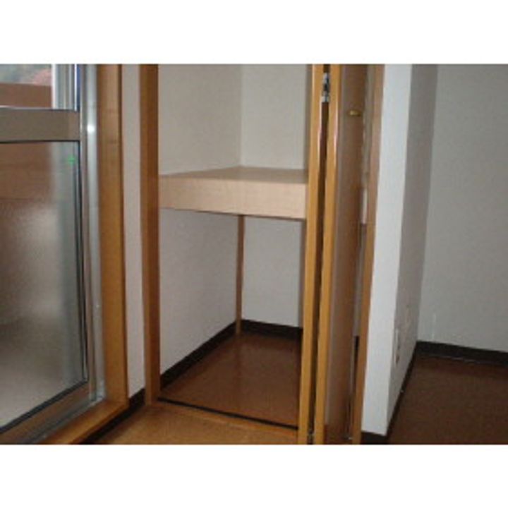 メゾンやまぶき302の内装