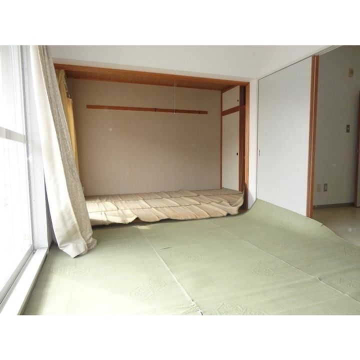 マンション スカイヒルズ302の内装