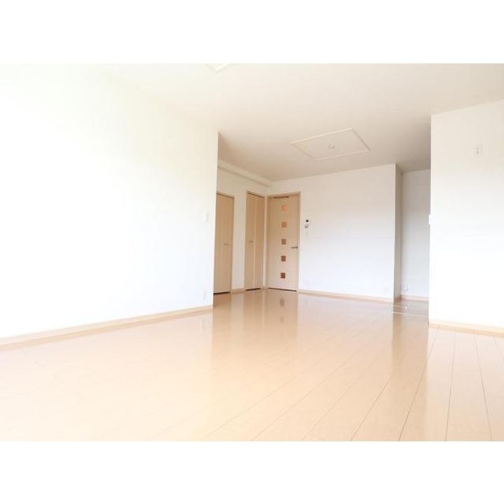 グランフルール101の居間