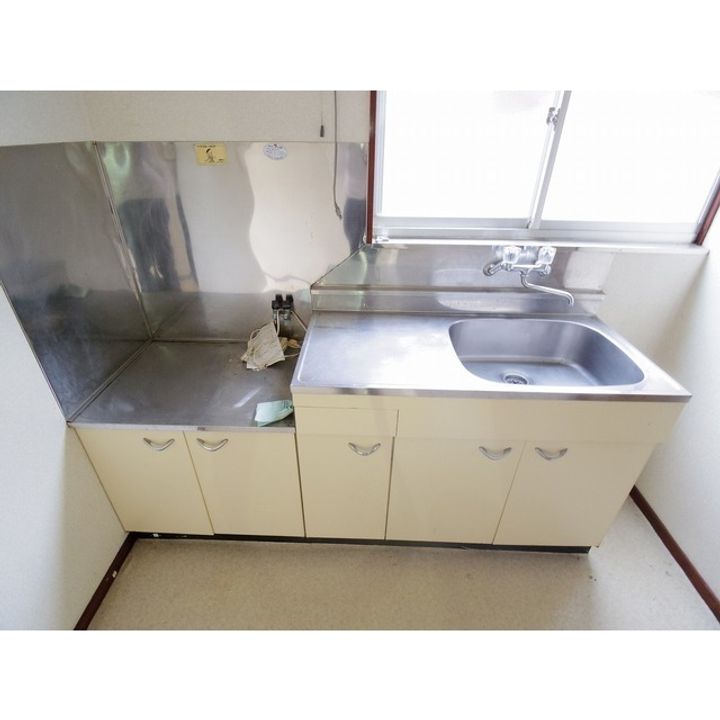 メゾンみゆきCのキッチン