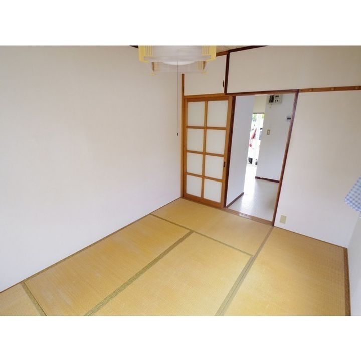 メゾンみゆきCの居間