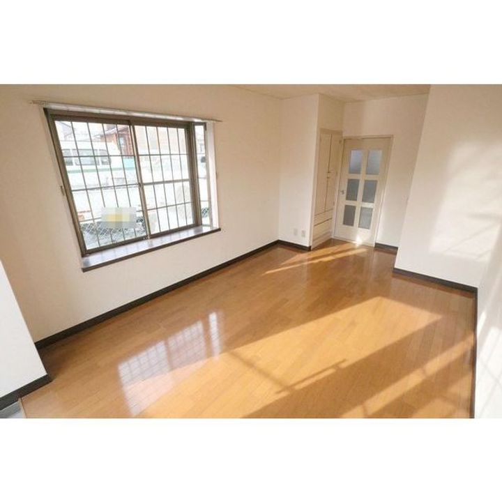 ハイツ原町101の居間