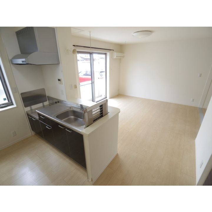 T’sスクエア101の居間