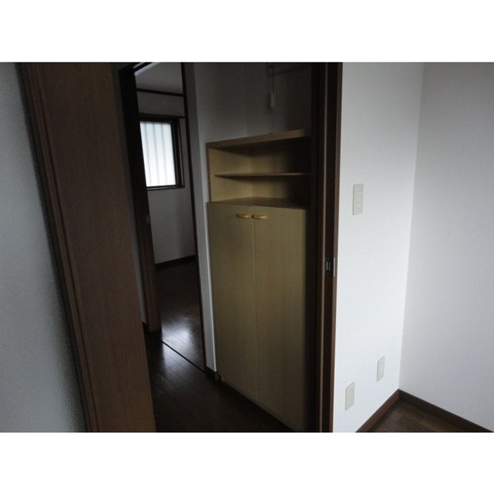 コーポ米沢301の内装