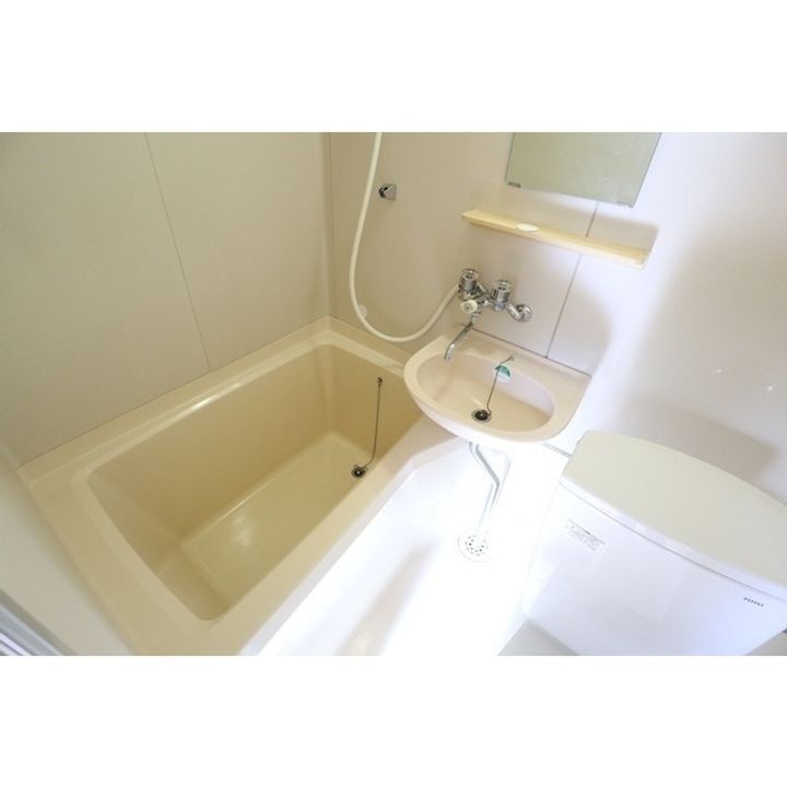 ハイツエトランゼみこと川 B棟203の風呂