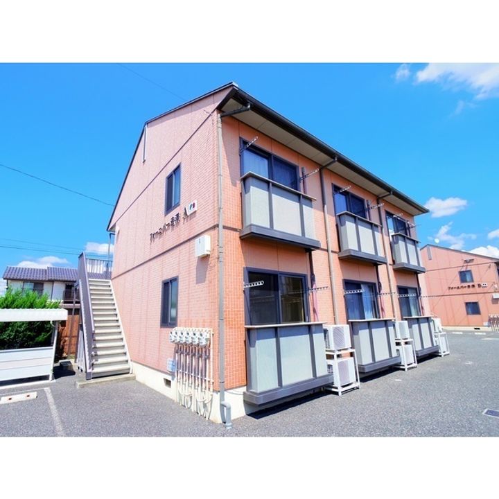 フォーエバー吉澤A棟の外観