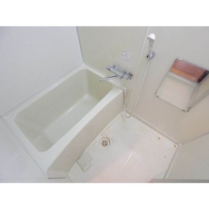 フレール北山105の風呂