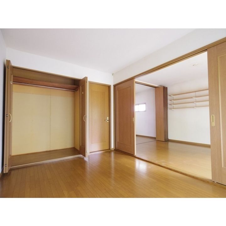 フレール北山105の内装