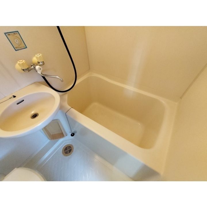 イーストタウン青山201の風呂