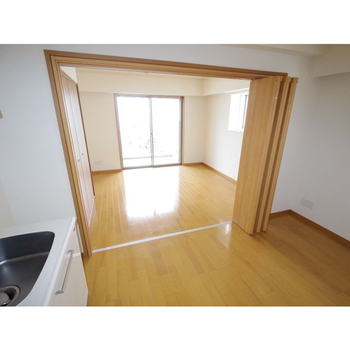 エスポワール三輪田町1306の内装