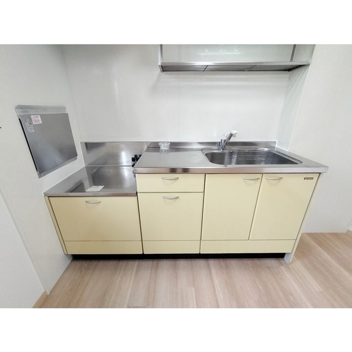 ウィル桜町D202のキッチン