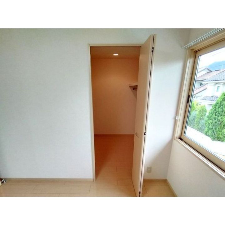 ウィル桜町D202の内装