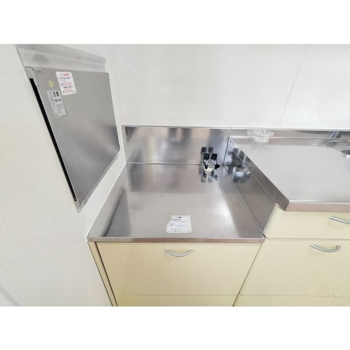 ウィル桜町D202のキッチン