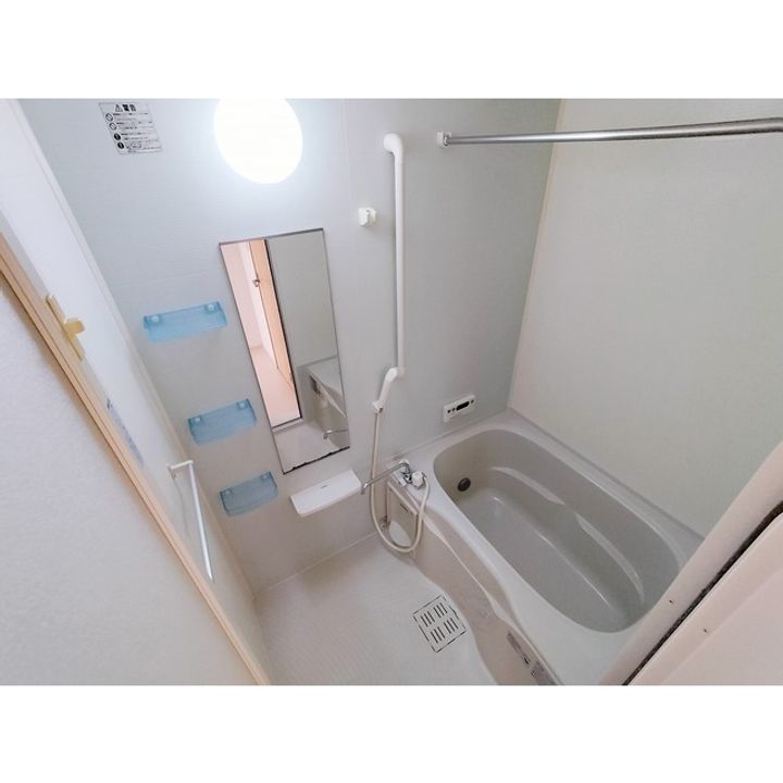 メゾンモビリア101の風呂