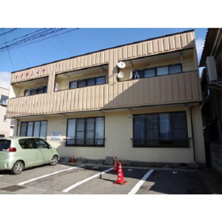 サクラハイツ中込Aの外観
