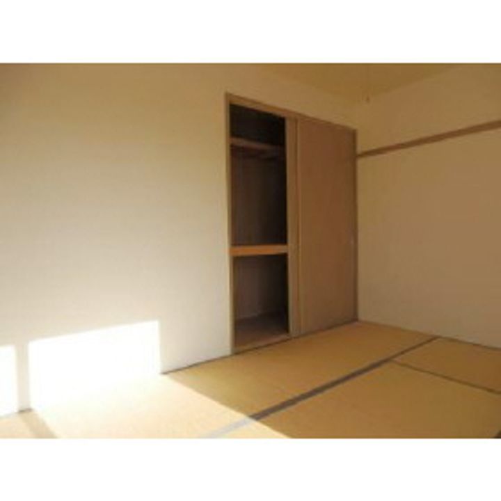 サンビレッジ宗賀A棟101の内装