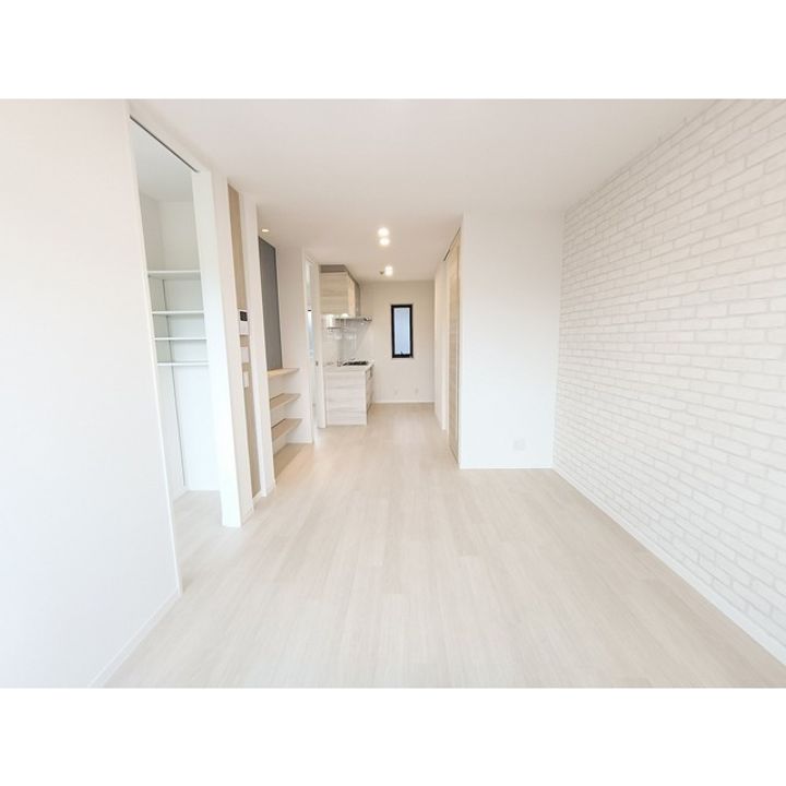 ディアススクエア B棟201の居間