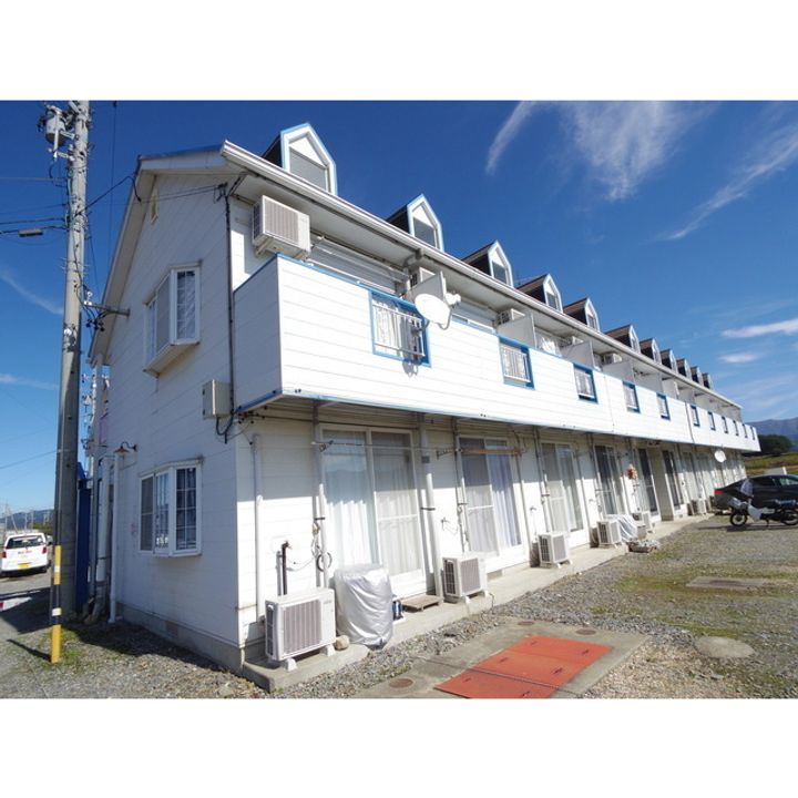 プレリ212の外観