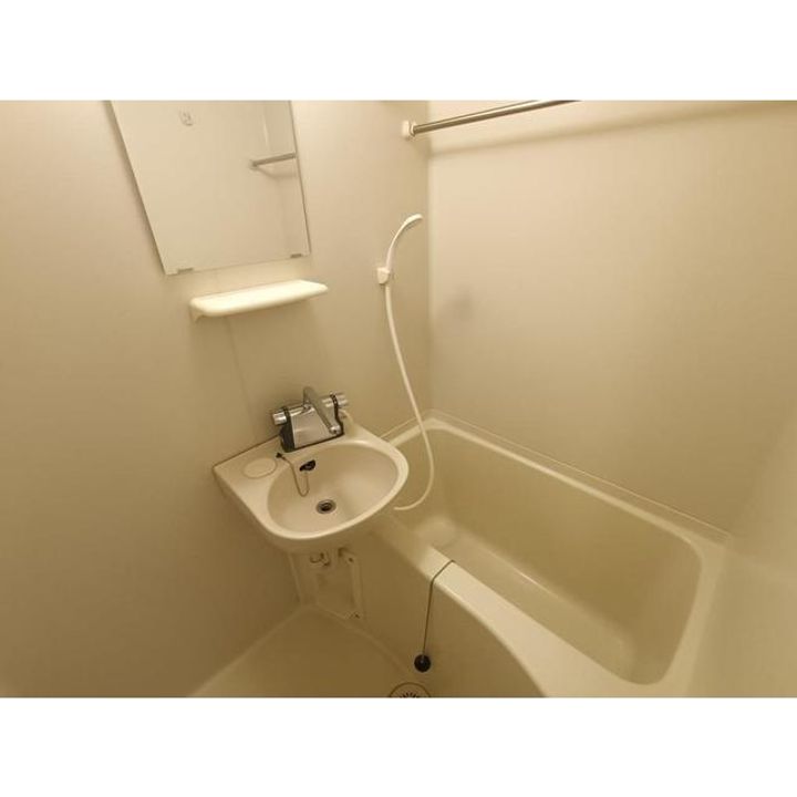 レオパレスSUMIYOSHI205の風呂