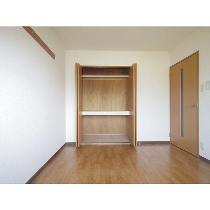 ハーベストAの居間