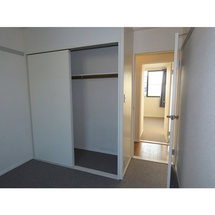 レオパレストゥロイメ102の内装