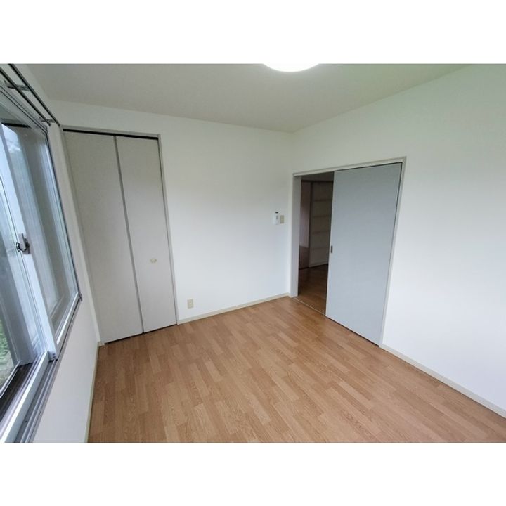 フレグランス亜米利加屋101の内装