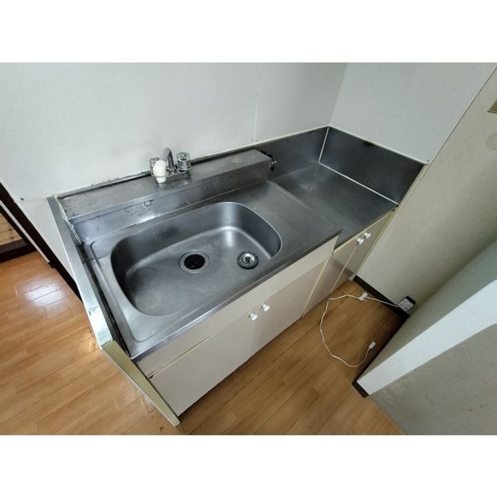 タウニィトミタケ B棟202のキッチン