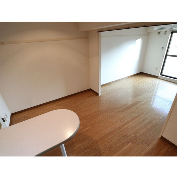 開智ハイツ302の内装