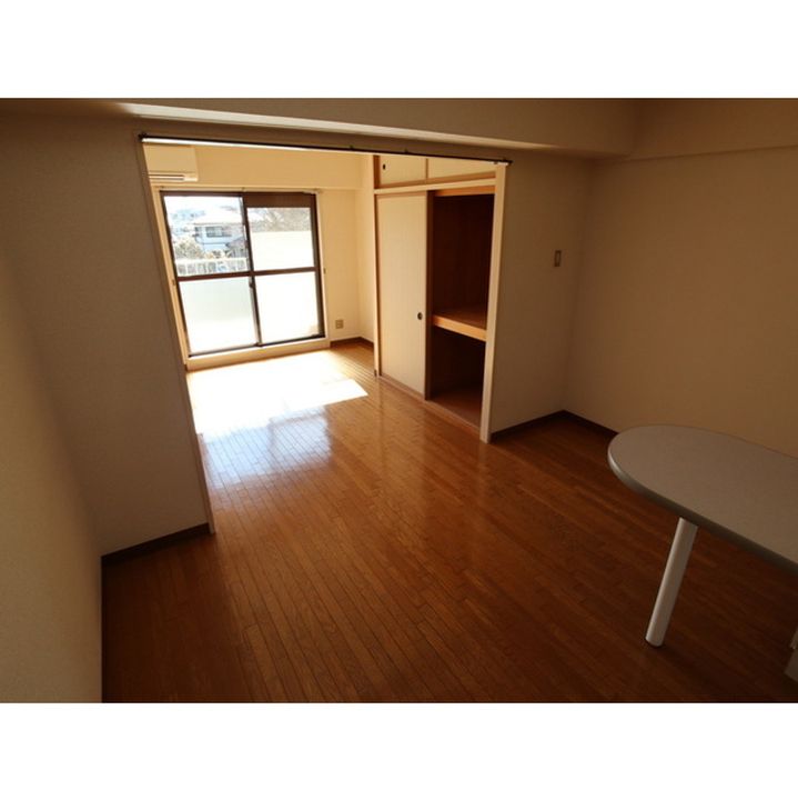 開智ハイツ302の内装