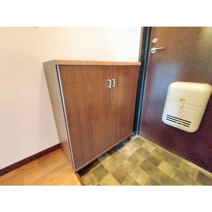グランドライフ・M301の玄関
